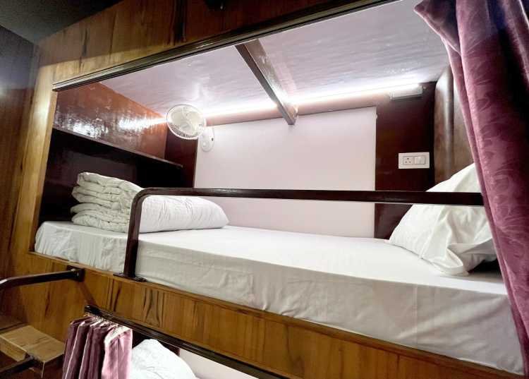 room-08