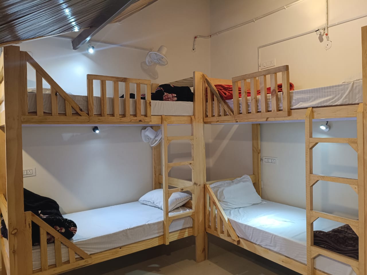room 4